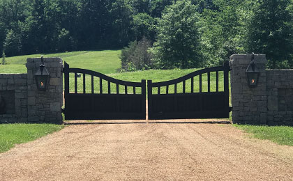 custom timber entry gates